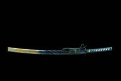 Alternative view of Azure Void Beckons - Katana Forjada a Mao em Aco carbono 1045