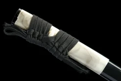 Shattered Peak - Katana Forjada a Mao em Aco carbono 1045