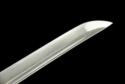 Alternative view of Ember's End - Katana Forjada a Mao em Aco carbono 1065