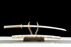 Alternative view of Jade Cold Edge - Katana Forjada a Mao em Aco carbono 1065