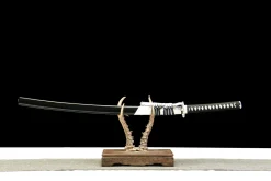 Frost Flower - Katana Forjada a Mao em Aco Damasco