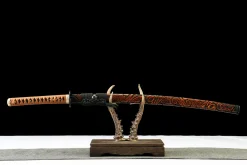 Shadow Carve - Katana Forjada a Mao em Aco ferramenta T10